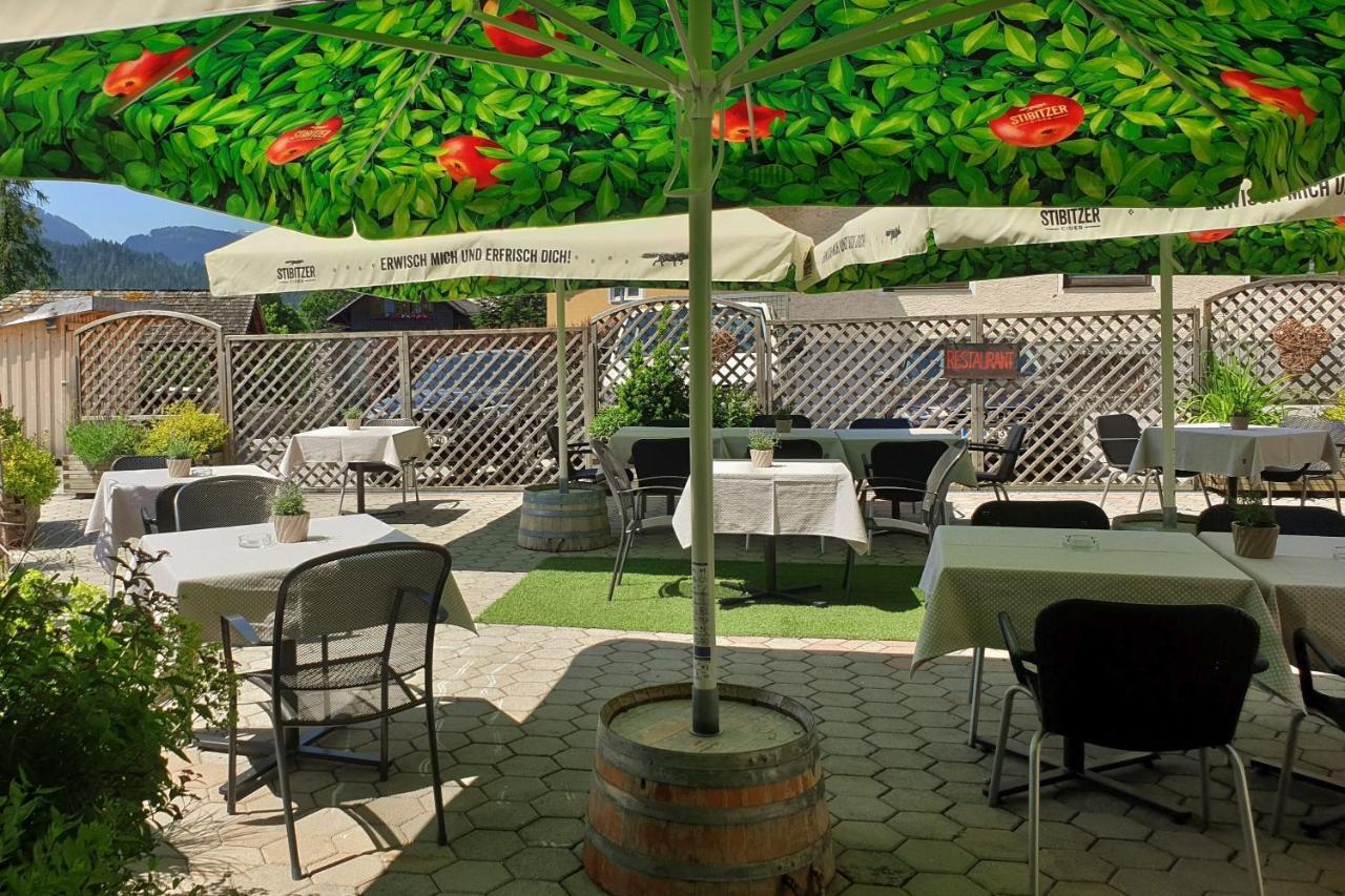 Hotel Stegerbraeu ラートシュタット エクステリア 写真
