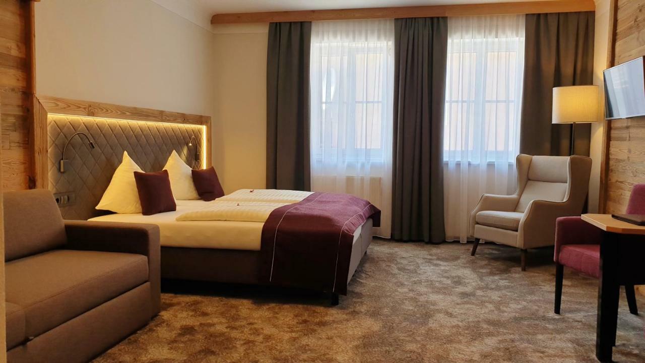 Hotel Stegerbraeu ラートシュタット エクステリア 写真