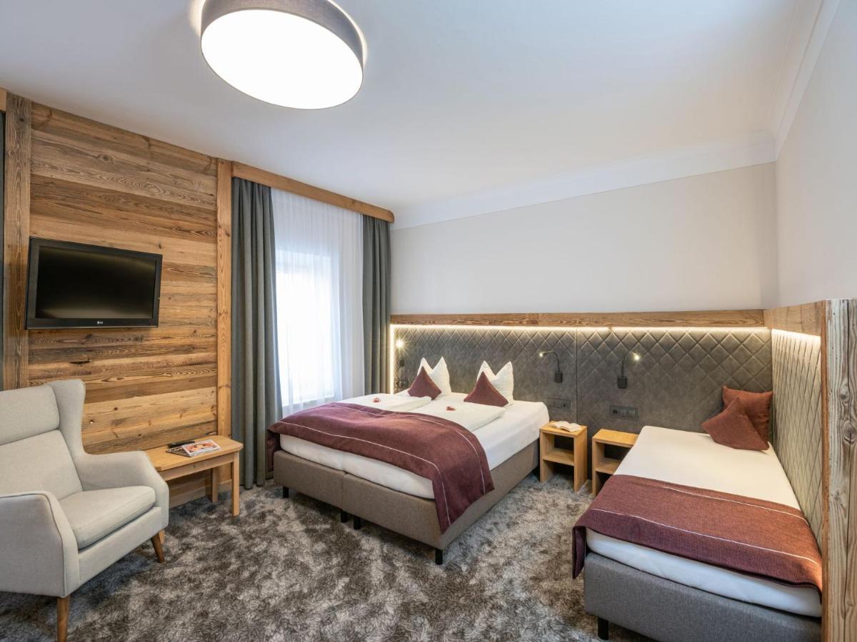 Hotel Stegerbraeu ラートシュタット エクステリア 写真