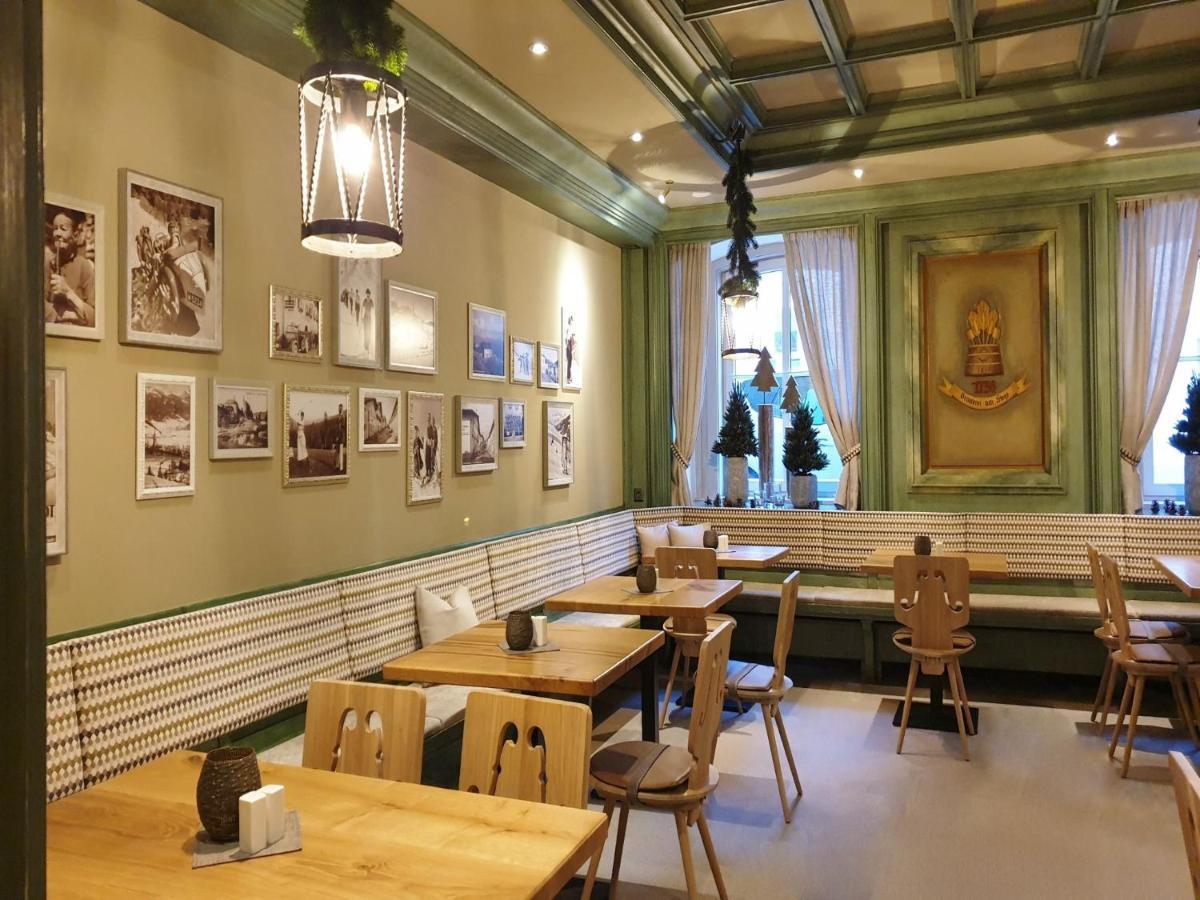 Hotel Stegerbraeu ラートシュタット エクステリア 写真