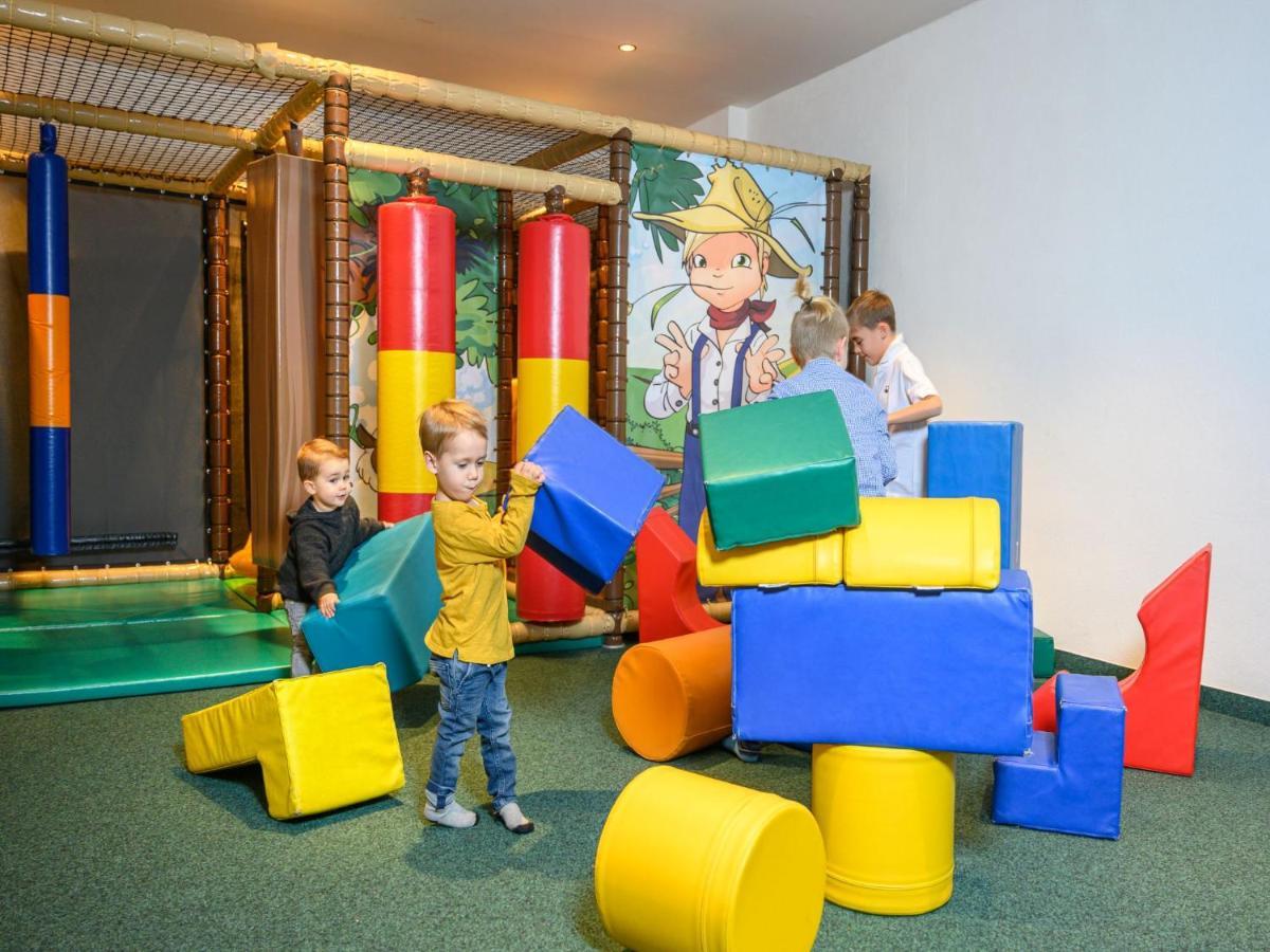 Hotel Stegerbraeu ラートシュタット エクステリア 写真