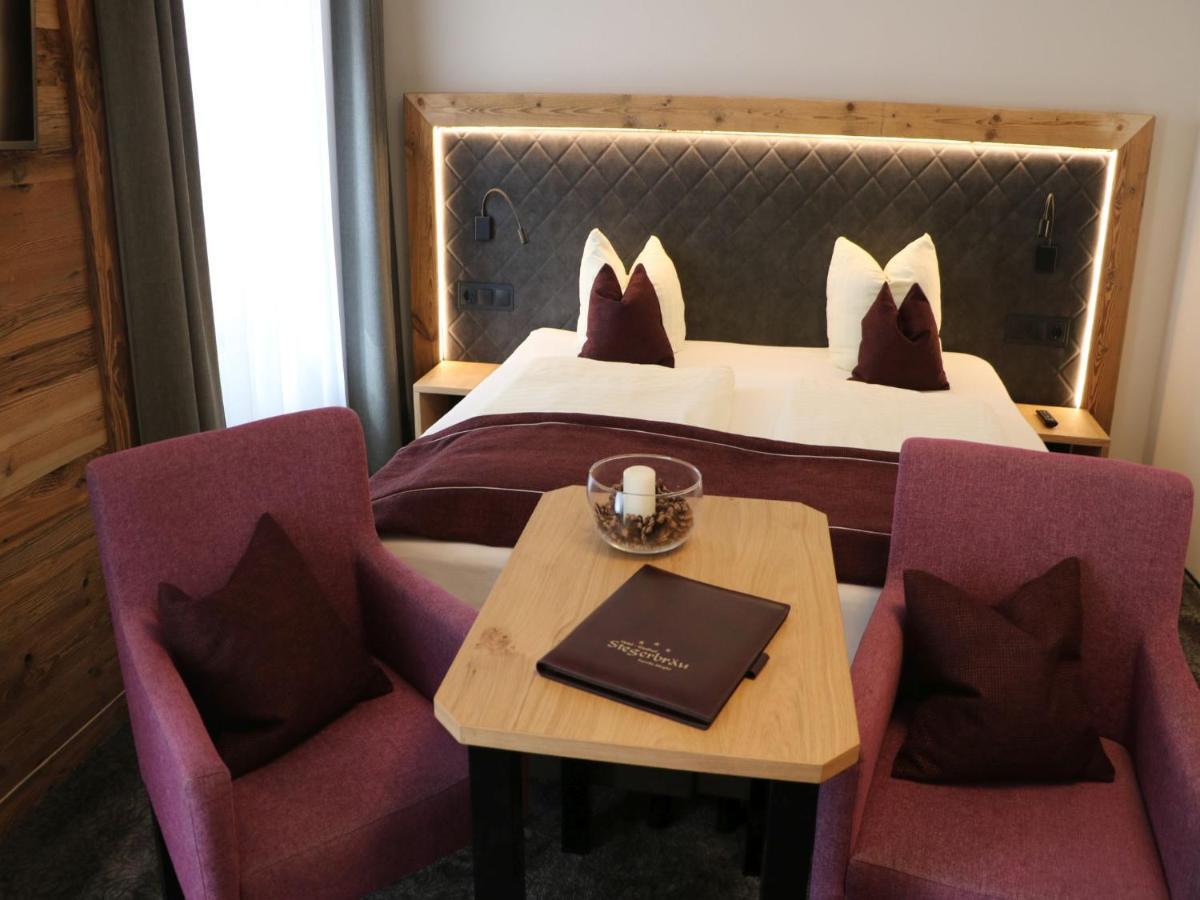 Hotel Stegerbraeu ラートシュタット エクステリア 写真